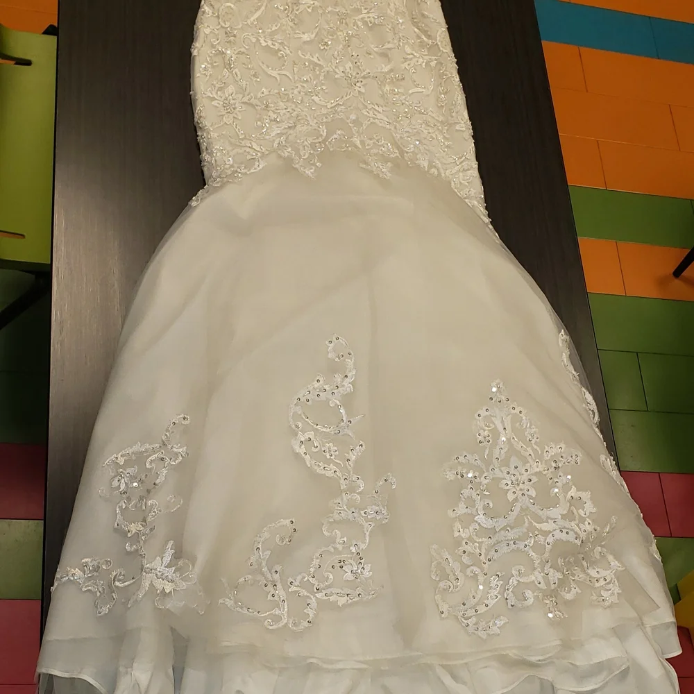 Nina Canacci Ivory Embroidered Wedding Dress - Picture 7 of 15